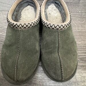 UGG olive green and Gray Slippers